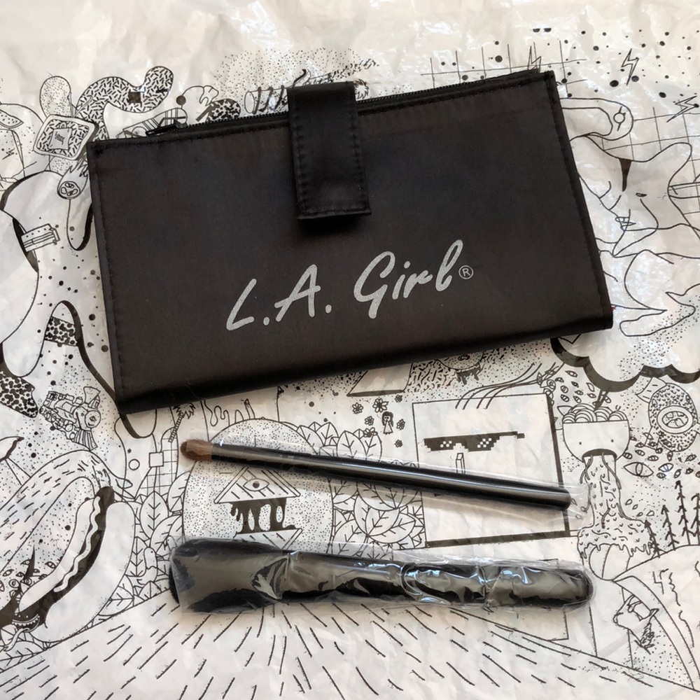 💓L.a girl brushes